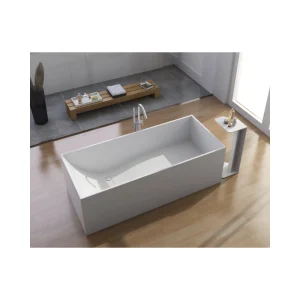 Hotel Bathtub