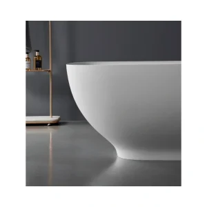 Hotel Bathtub