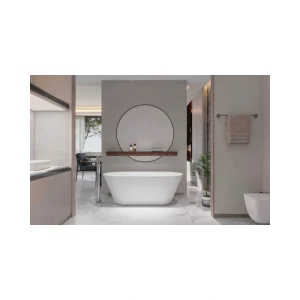 Hotel Bathtub