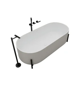 Hotel Bathtub